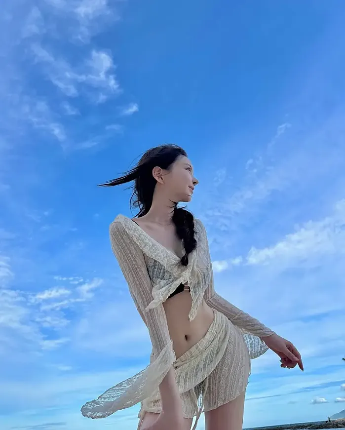 아래에서 찍어봤는데요..바람한테 졌습니다 @__jihyang_