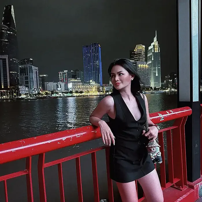 분위기 있는 야경 @_thoa_lee