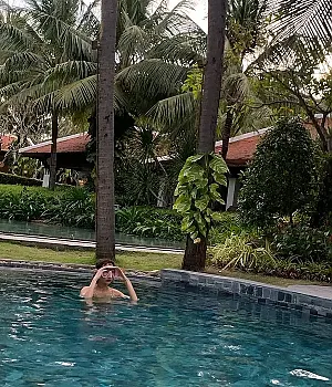 아몰랑 눈에보이는거 올려 @j__lyn_