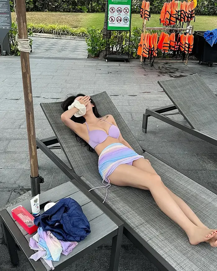 마지막날 아침 수영 못한게 한이댜 instagram for clara_lovelyga