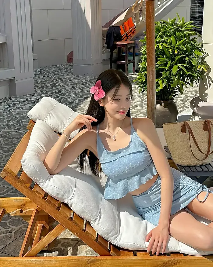 Shine bright instagram for awesomenana_official