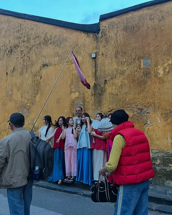 3สาวกะชุดอ่าวหญ่ายย instagram for mdmildmds