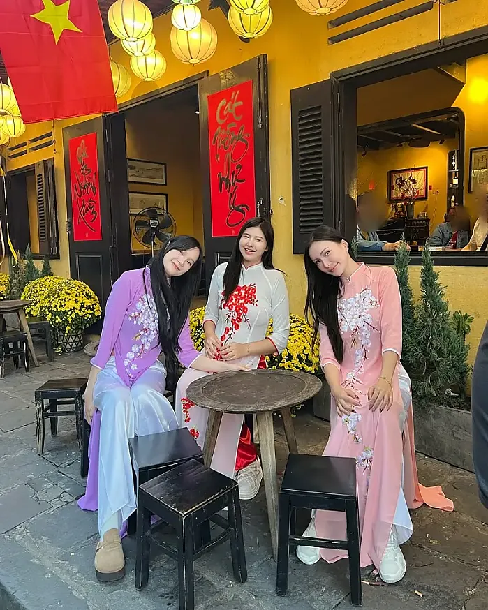 3สาวกะชุดอ่าวหญ่ายย instagram for mdmildmds