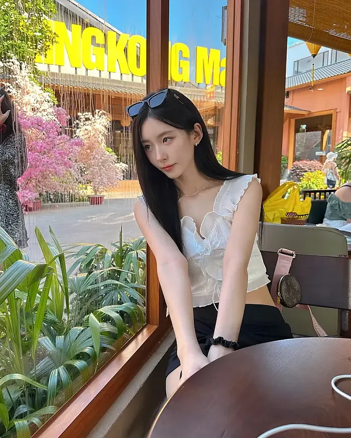 또 가고시퍼 instagram for hyo.ppeu