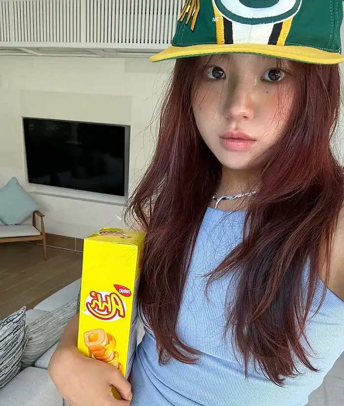 이 과자 맛있어 instagram for a.ssom