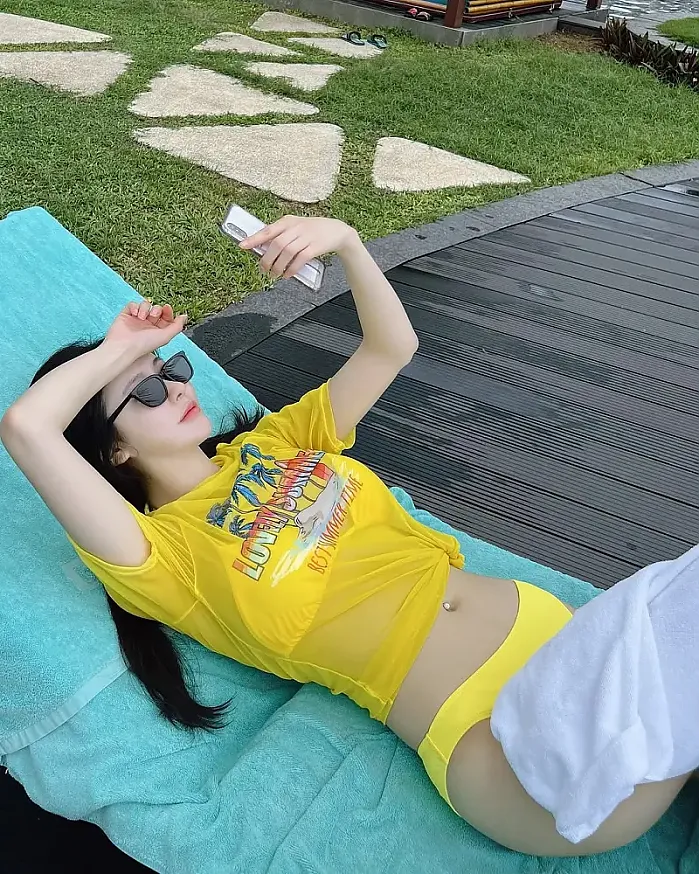 허리에 스팸 달려있네 instagram for _obe