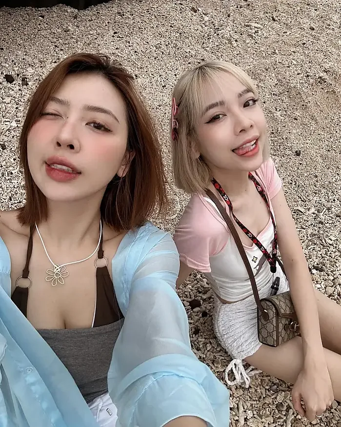 반 년 만에 그냥 사진 업로드 instagram for maihuongmakeup