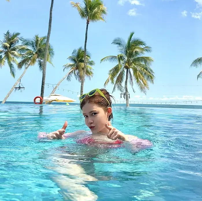 푸꿕 내세상 instagram for b_r_barbie