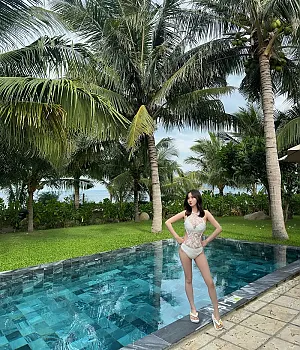 부끄럽지만 더늦기전에 남겨놓는 나의 수영복사진들 쿄쿄 Amiana Resort and Villas Nha Trang 6월 22일