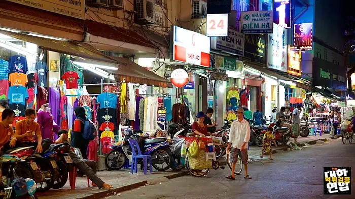 1군에 위치한 벤탄 시장 무조건 가보세요.