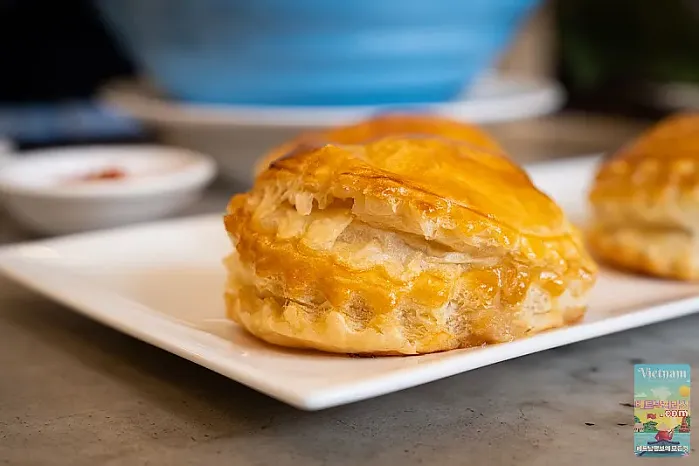 1930년부터 사이공의 식당이었던 색다른 파테 쇼(Pâté Chaud)