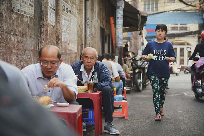 반세기가 넘는 역사를 지닌 호아마빵(Hoa Ma pan bread)은 사이공 사람들과 해외 베트남인들을 매료시킵니다.