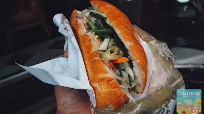 반미현호아 (Banh Mi Huynh Hoa)